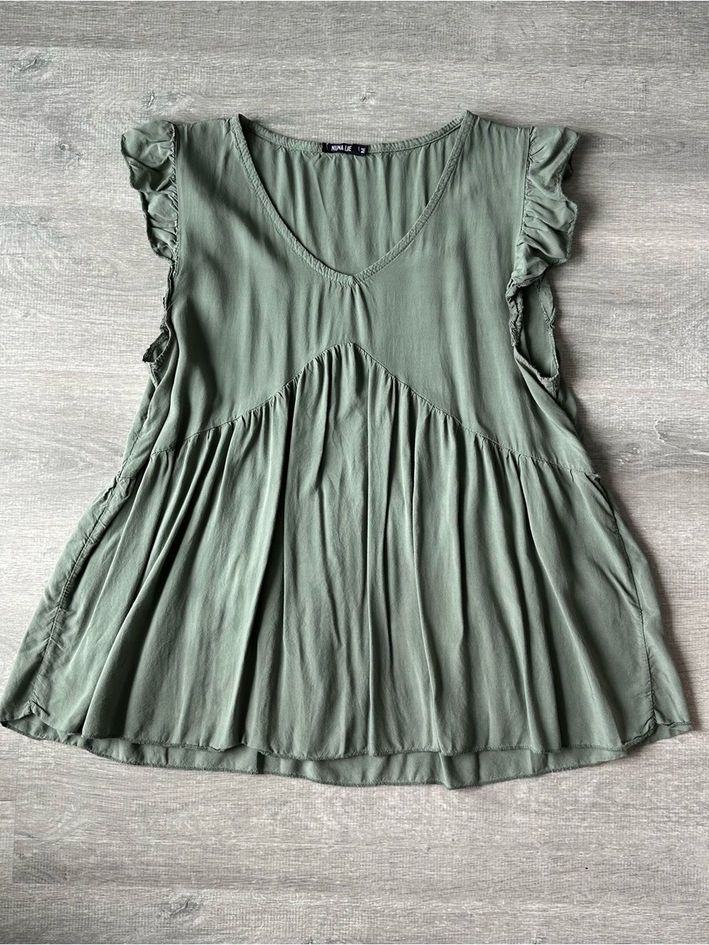 Y2K Nuna lie Flowy Sage Green Ruffle Sleeve Women's Top Babydoll